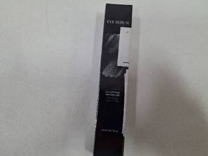 lot 6937 image: Laobai Eye Cream 0.5 Fl Oz.
