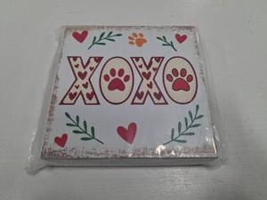 lot 7236 image: XOXO Home Decor Sign 5in x 5in