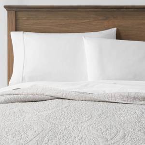 lot 1371 image: FullQueen Garment Washed Paisley Stitch Quilt Light Gray - Threshold OEKO-TEX Certified, Microfiber, Year-Round Use - Retail $69