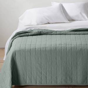 lot 1406 image: King Heavyweight Linen Blend Quilt Sage Green - Casaluna - Retail $129