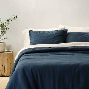 lot 1417 image: King Heavyweight Linen Blend Comforter and Sham Set Dark Mineral Blue - Casaluna - Retail $169