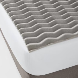 lot 1308 image: Queen 1.5 Reversible Memory Foam Mattress Topper - Room Essentials - Retail $36