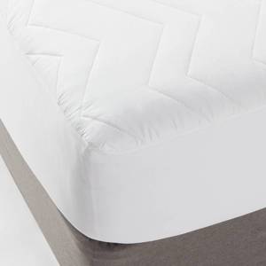 lot 1659 image: Queen Machine Washable Quilted Mattress Pad - Room Essentials 15in Deep Pocket, 100% Polyester, Microfiber, 180 Thread Count - Retail $25
