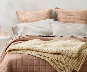 lot 1651 image: 50x70 Oversized Solid Bed Throw Natural - Casaluna Acrylic Knitted, Reversible, OEKO-TEX Certified - Retail $80