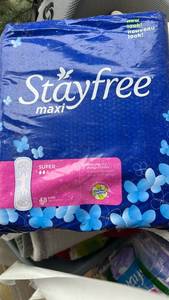 lot 50519 image: Stayfree Maxi Super Pads 48 Count