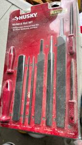 lot 50563 image: Husky 10-Piece File Set