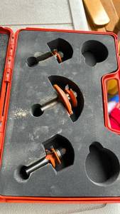 lot 50575 image: CMT Orange Tools Router Bit Set in Case