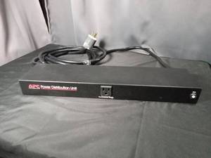 lot 4648 image: APC Power Distribution Unit Rack Mount PDU with Power Cable