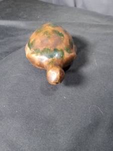 lot 4679 image: Glazed Ceramic Turtle Decorative Figurine