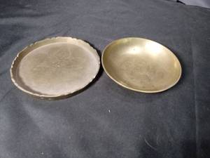 lot 4681 image: Brass Decorative Bowls with Engraved Floral Patterns