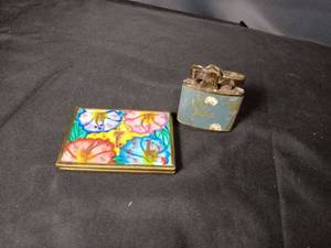 lot 4691 image: Decorative Cigarette Lighter with Matching Case Set