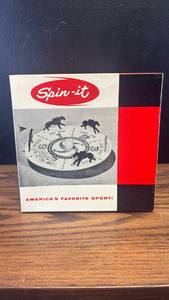 lot 40526 image: Spin-It Horse Racing Game