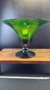 lot 40570 image: Green Glass Compote Bowl with Purple Stem