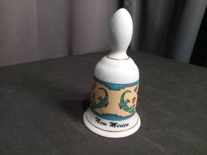 lot 3922 image: New Mexico Southwestern Bell with Lizard Design