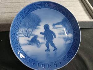 lot 2270 image: 1965 Royal Copenhagen Winter Scene Plate by Kai Lange