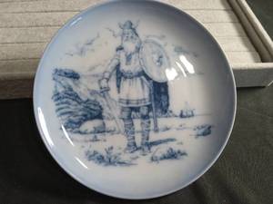 lot 2274 image: Danish Bing & Grondahl Viking Warrior Plate