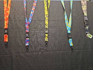 lot 5009 image: Colorful Patterned Lanyards with Keychains Set of 5