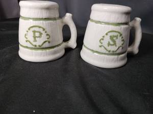 lot 4709 image: White Ceramic Salt and Pepper Shaker Set with Green Lettering