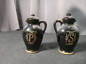 lot 4740 image: Black Ceramic Salt and Pepper Shakers with Gold Letters