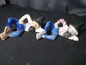 lot 4744 image: Ceramic Figure Pair Reclining Man Sculptures salt and pepper shaker set