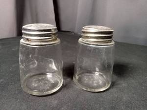 lot 4772 image: Glass Salt and Pepper Shaker Set with Metal Lids