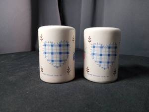 lot 4822 image: Hallmark 1986 Blue Heart Gingham Salt and Pepper Shaker Set