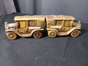 lot 4825 image: Classic Car Salt and Pepper Shakers
