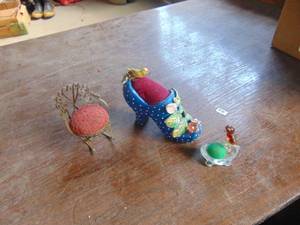lot 4396 image: Selection of Pin Cushions