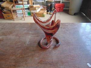 lot 4397 image: Glass Vase-Dish