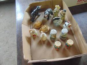 lot 4404 image: Large Selection of Salt and Pepper shakers