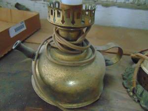 lot 4413 image: Selection of 3 Lamps