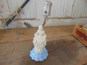 lot 4417 image: Woman Figured Lamp