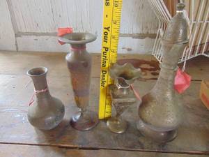 lot 4453 image: Brass - Metal Vases