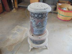 lot 4456 image: Vintage Heater