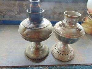 lot 4467 image: Pair of Metal Based Oil Lamps