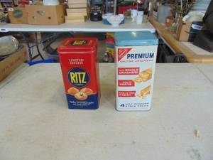 lot 4480 image: Cracker Tins