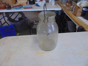 lot 4487 image: 1 Gallon Jar