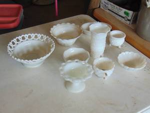 lot 4505 image: Selection of Milk Glass