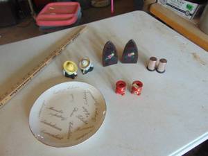 lot 4513 image: Selection of Salt and Pepper Shakers