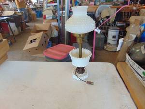 lot 4519 image: Hobnail Milk Glass lamp