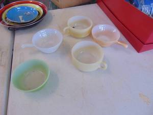 lot 4548 image: Selection of Fireking Bowls