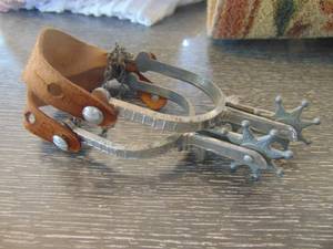 lot 4587 image: Pair of Spurs