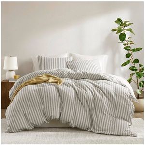 lot 36783 image: Madison Park Duvet Cover Set for Hot Sleepers - Linen Cotton Rayon Blend, King Size 3 Piece Set with Shams - Lightweight & Breathable Bedding, Grey Striped Design - Retail $108
