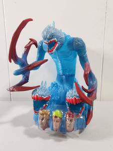 lot 60 image: Blue Dragon Monster Action Figure with Removable Heads
