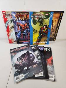 lot 144 image: Marvel Spider-Man Comic Collection Trade Paperbacks and Single Issues