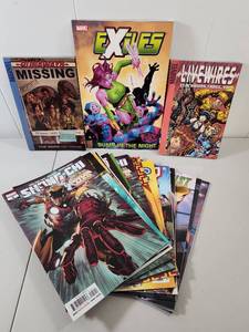 lot 175 image: Marvel Comics Collection with Trade Paperbacks and Single Issues