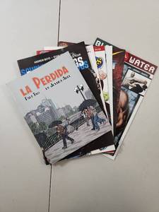 lot 201 image: Mixed Comic Book Collection Bundle