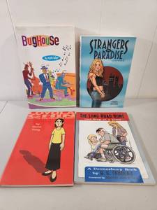 lot 245 image: Mixed Comic and Graphic Novel Book Collection