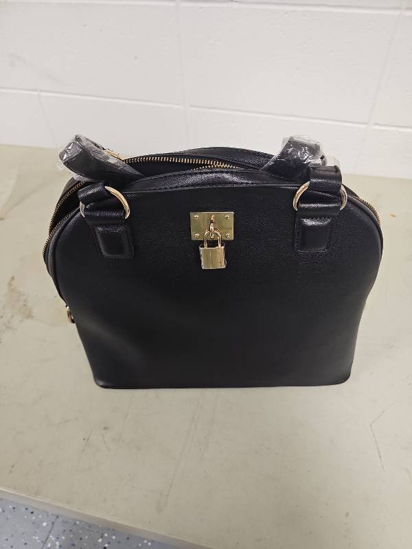 lot 24638 image: Black Summer Kettle Bag