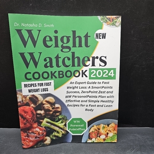 lot 6774 image: Weight Watchers Cookbook 2024